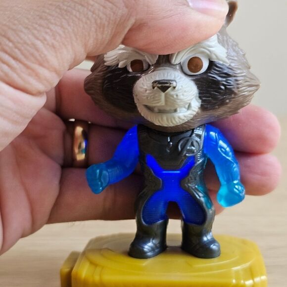 McDonald's Avengers Endgame Rocket Racoon Collectible Figure Lightning Marvel - Picture 5 of 5